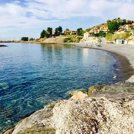 Holiday home Villino Sul Mare Aregai Accesso Diretto & Pista Ciclabile Cipressa